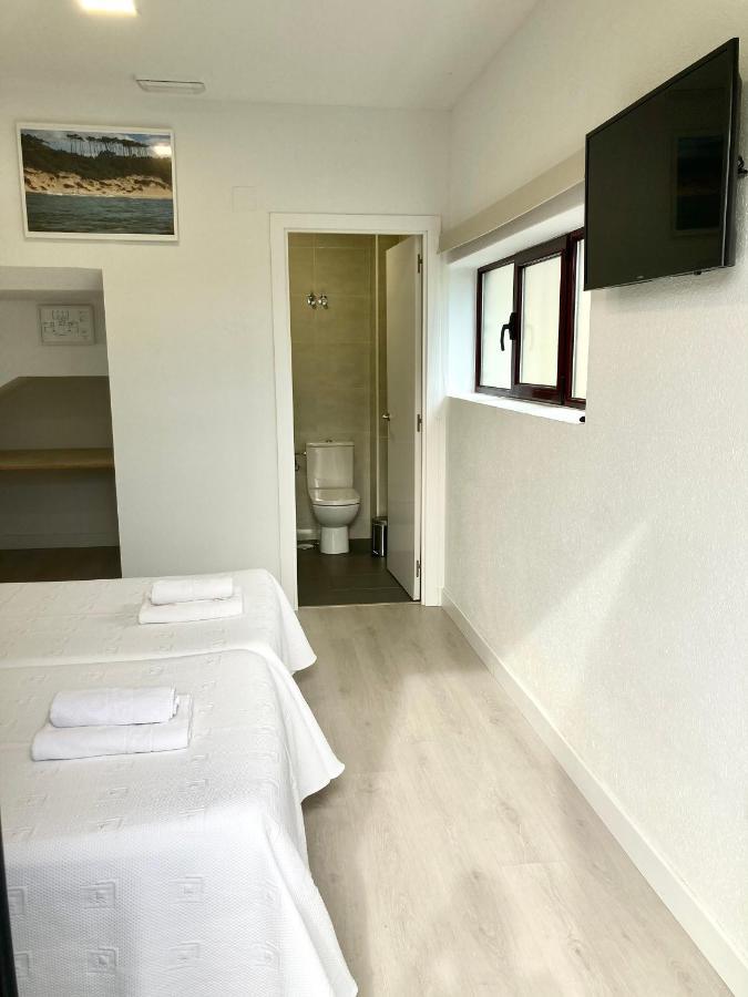Somo Surfskate Hostel Castañedo Kültér fotó