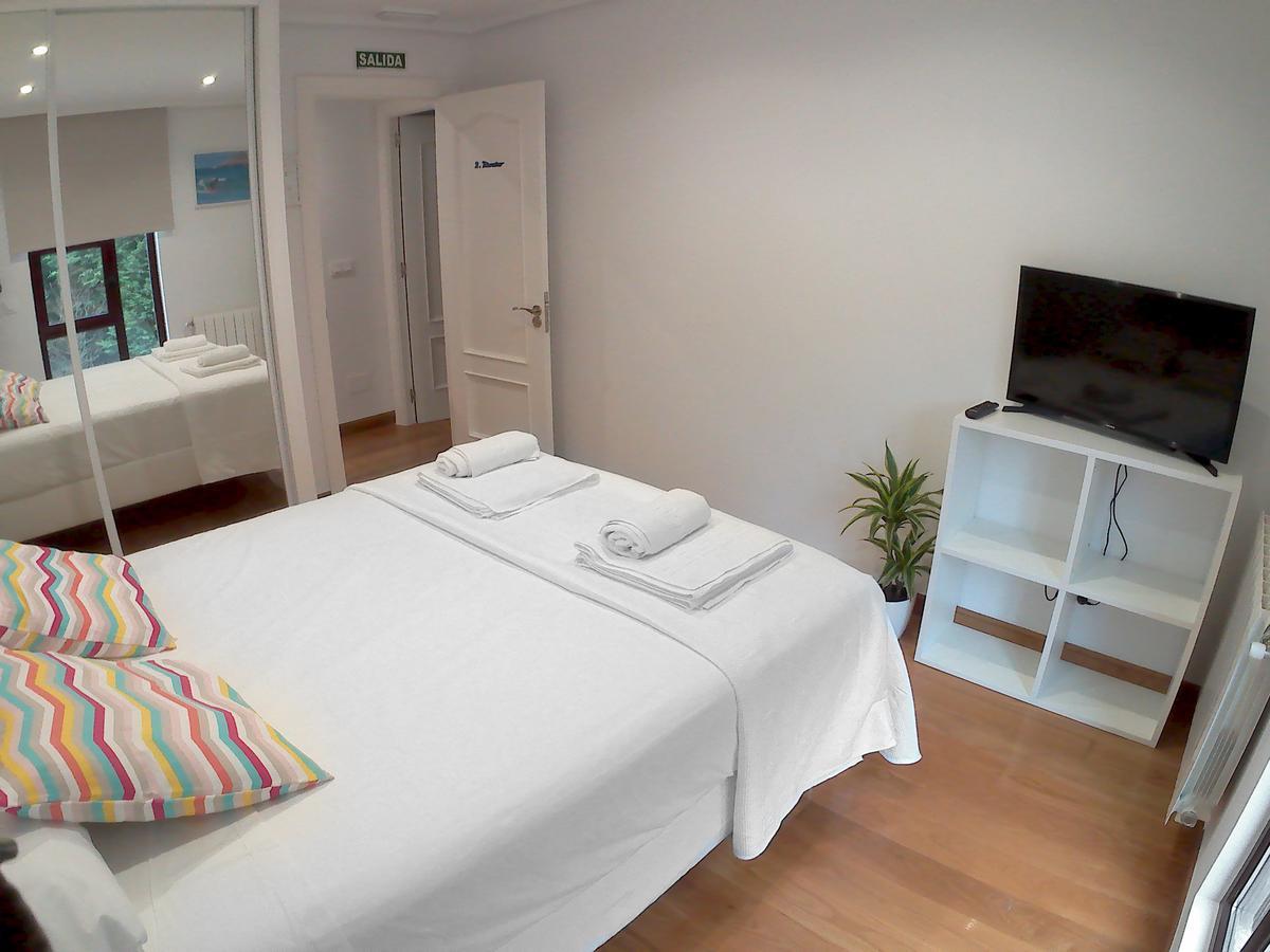 Somo Surfskate Hostel Castañedo Kültér fotó