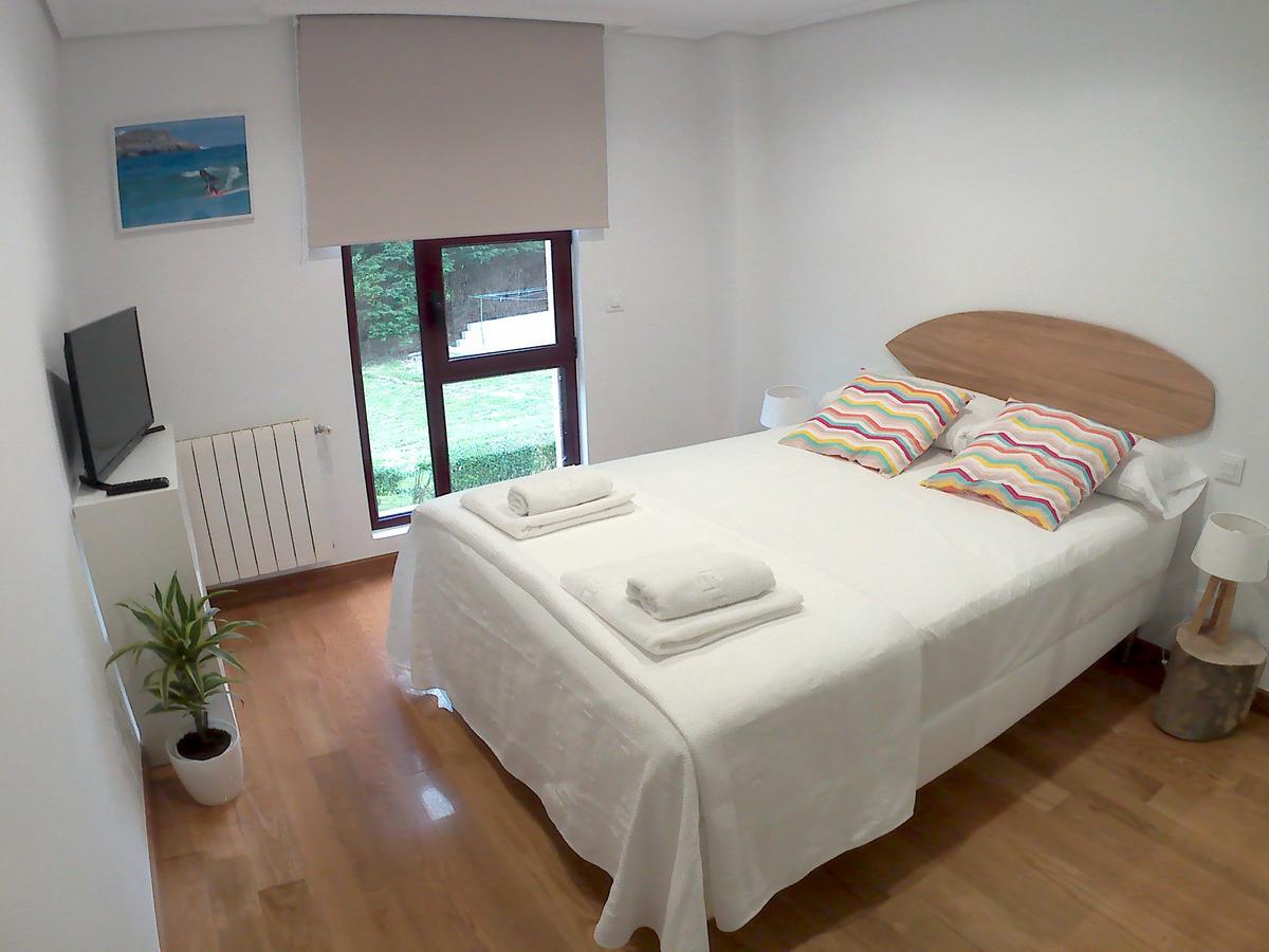 Somo Surfskate Hostel Castañedo Kültér fotó