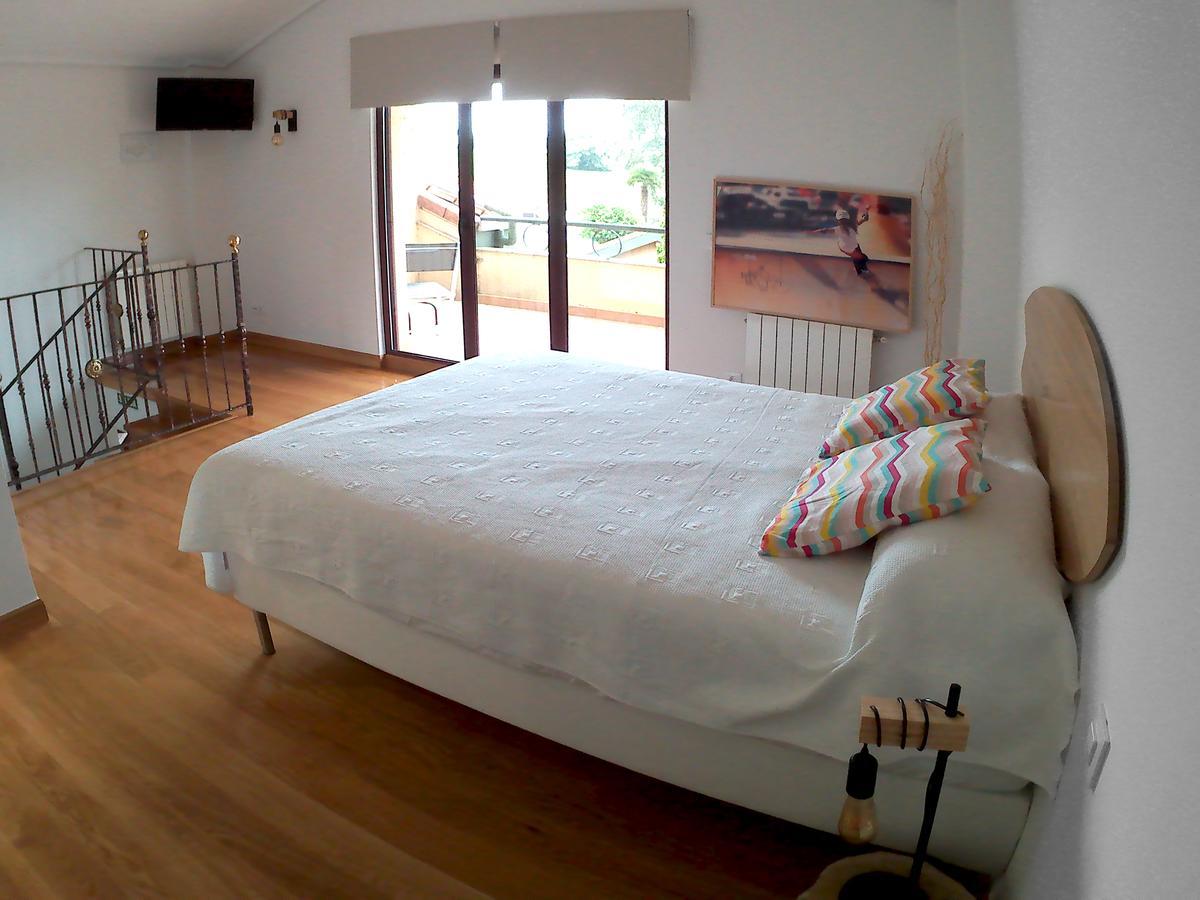 Somo Surfskate Hostel Castañedo Kültér fotó