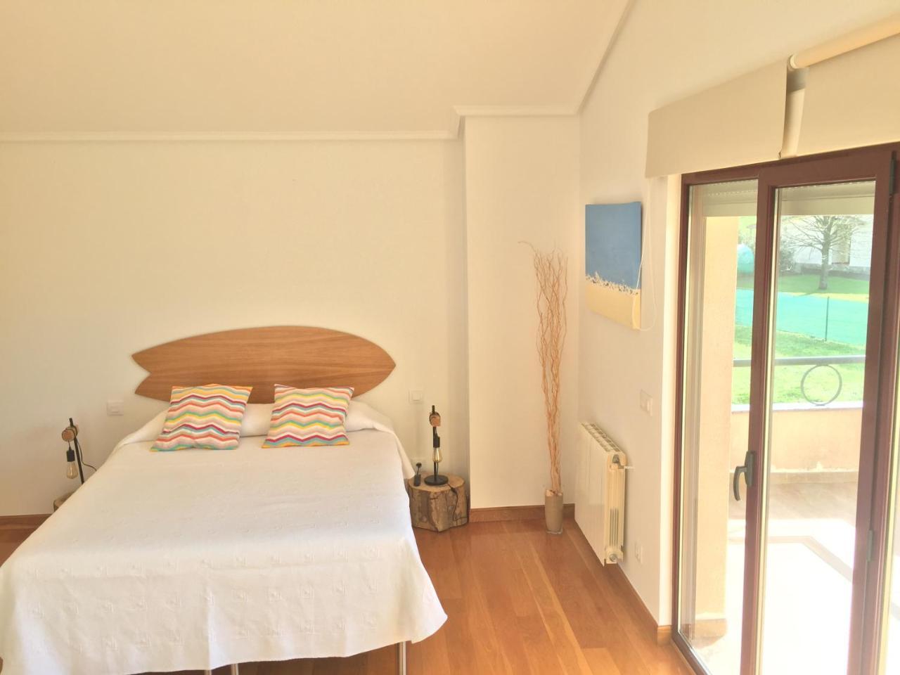 Somo Surfskate Hostel Castañedo Kültér fotó