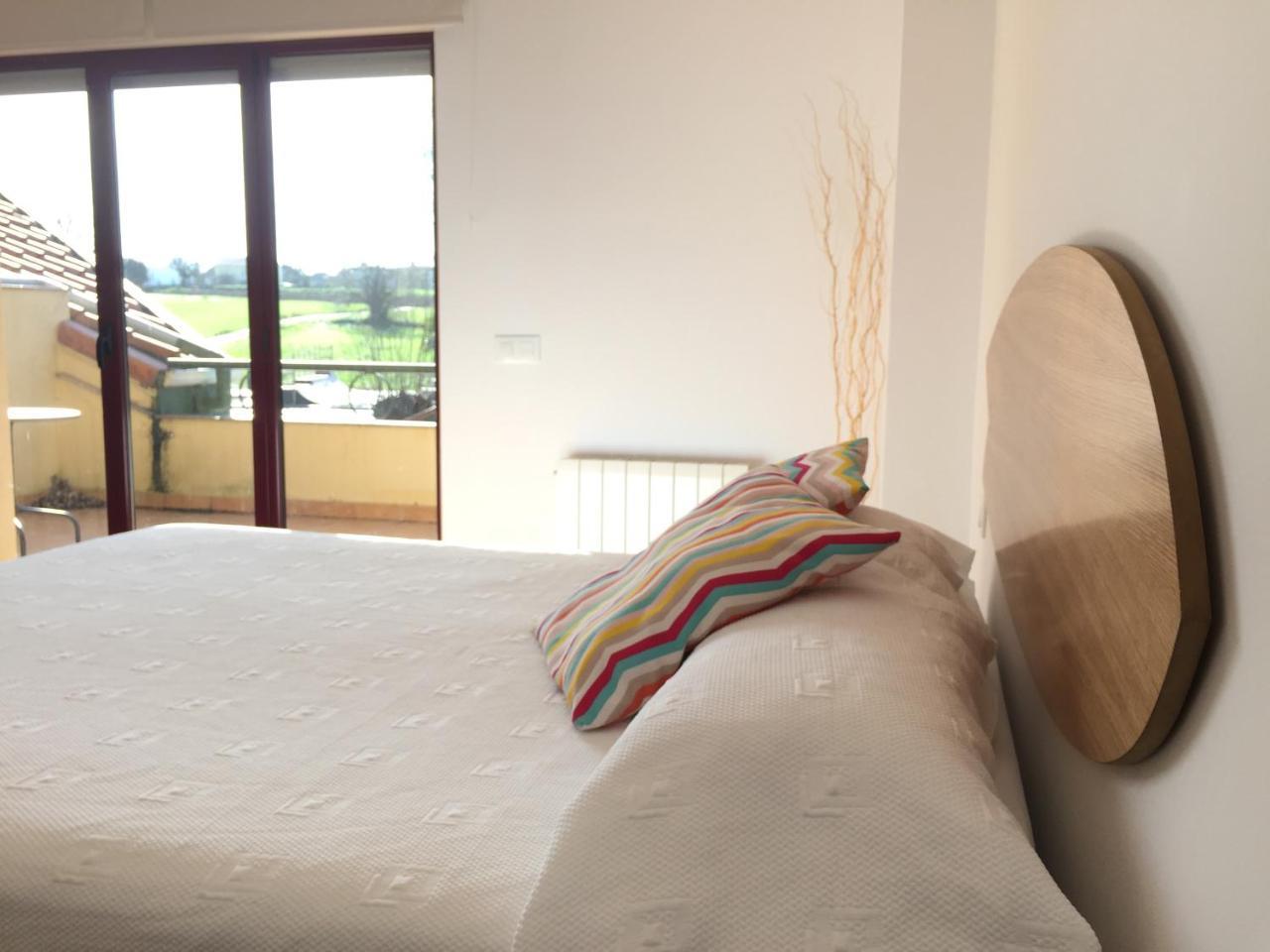 Somo Surfskate Hostel Castañedo Kültér fotó