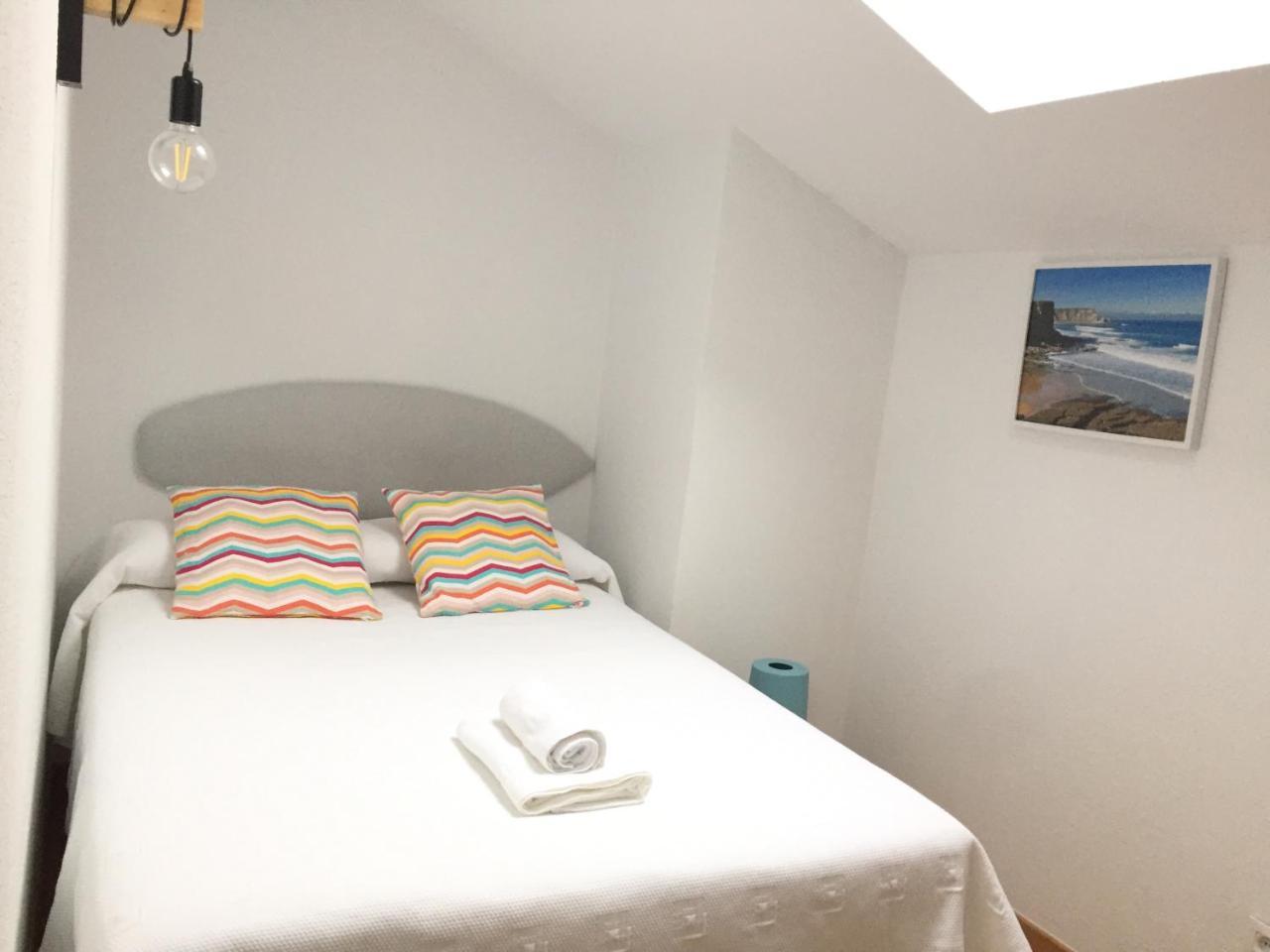 Somo Surfskate Hostel Castañedo Kültér fotó