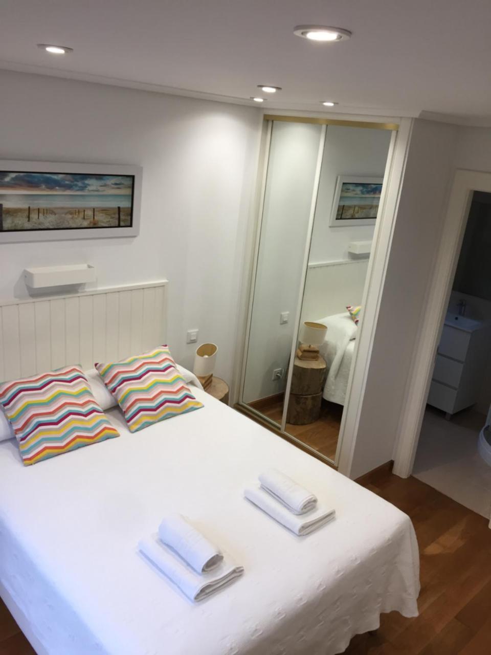 Somo Surfskate Hostel Castañedo Kültér fotó