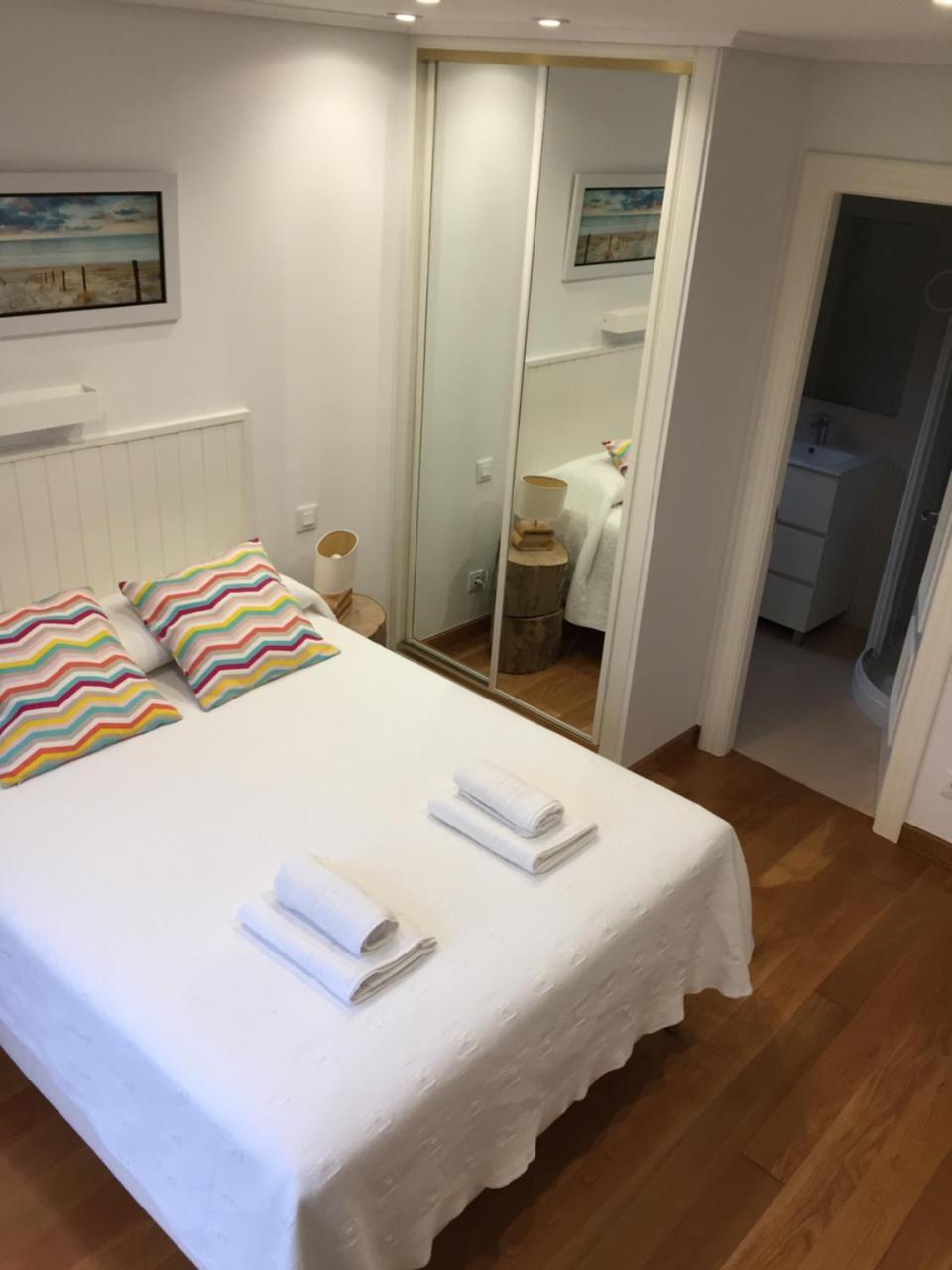 Somo Surfskate Hostel Castañedo Kültér fotó