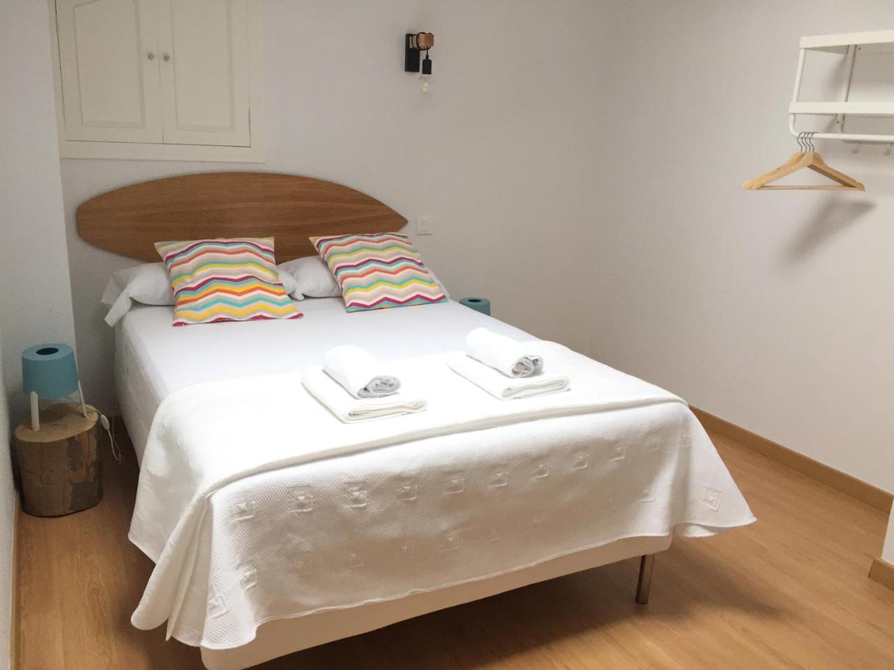 Somo Surfskate Hostel Castañedo Kültér fotó